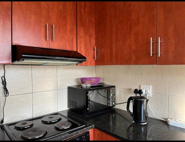 1 BEDROOM APARTMENT FOR SALE IN GREYVILLE